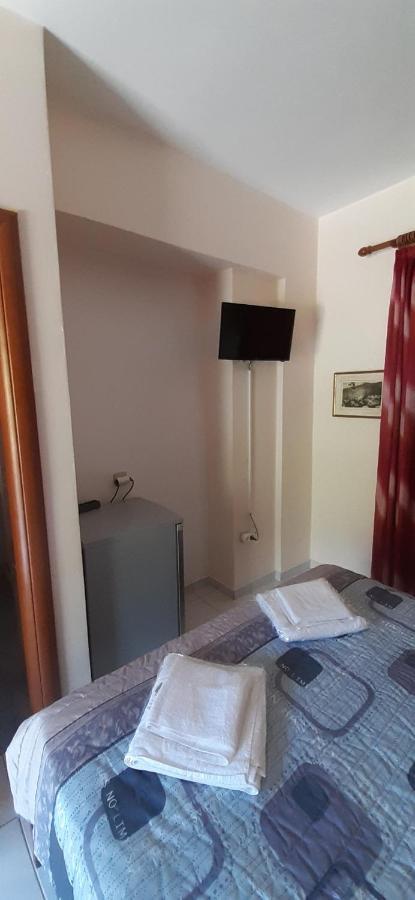 Savvas Apartments Bãi biển Bãi biển Plitra Ngoại thất bức ảnh
