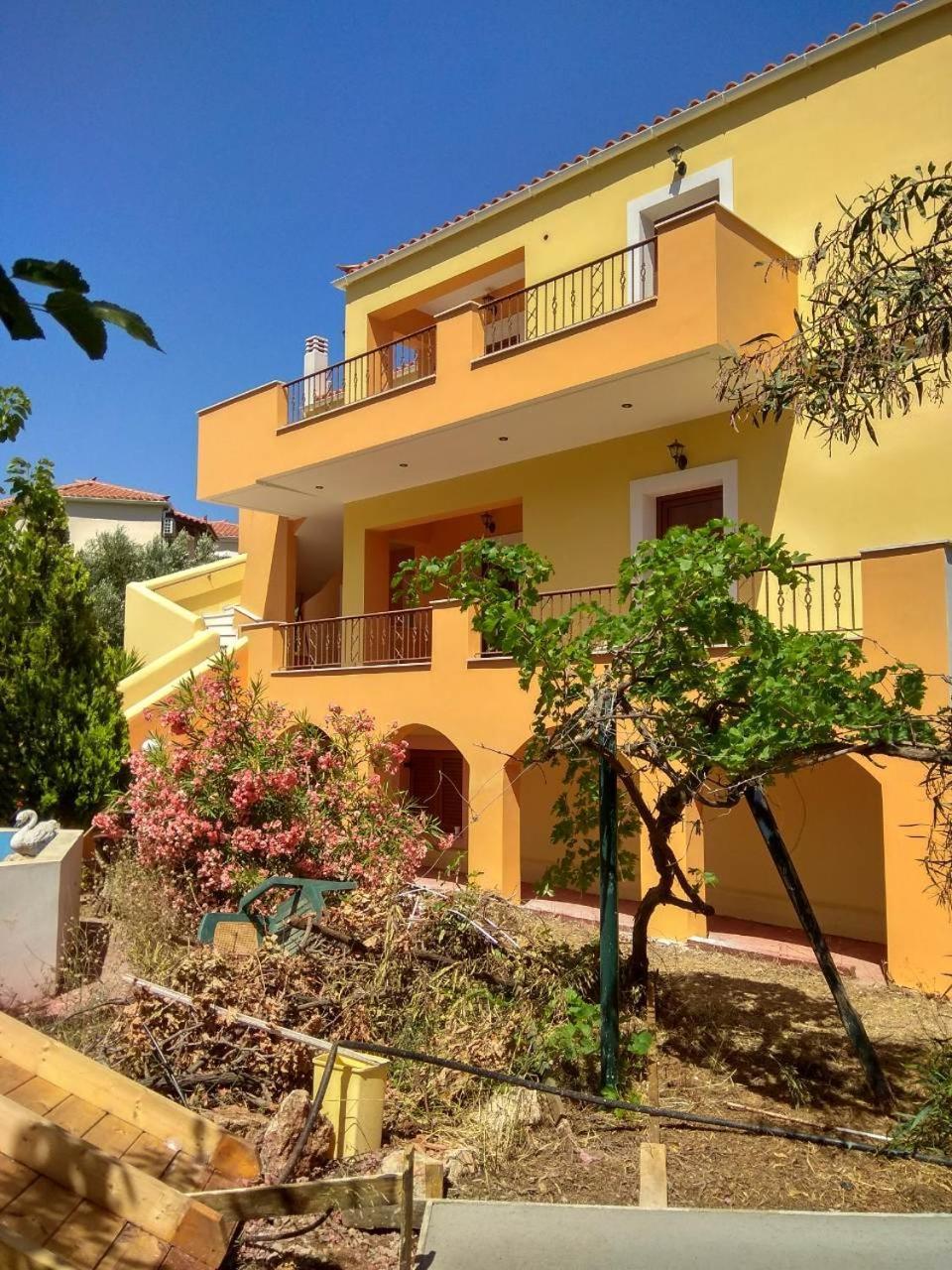 Savvas Apartments Bãi biển Bãi biển Plitra Ngoại thất bức ảnh